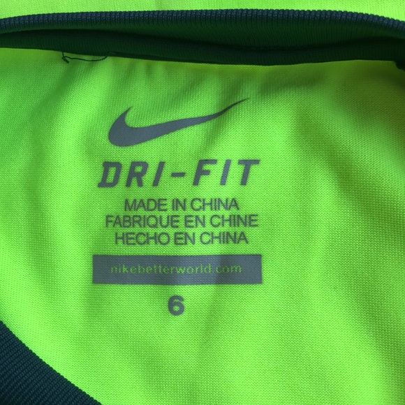 Size 6 lot of Nike Dry Fit sweatpants and dry fit long sleeve - Picture 5 of 9